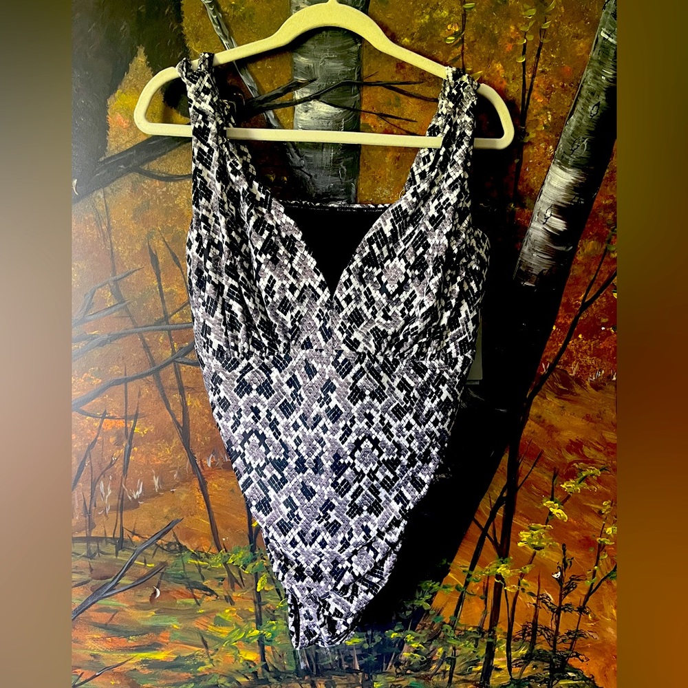 NWT Coastal Blue Women’s 2X one piece bathing suit